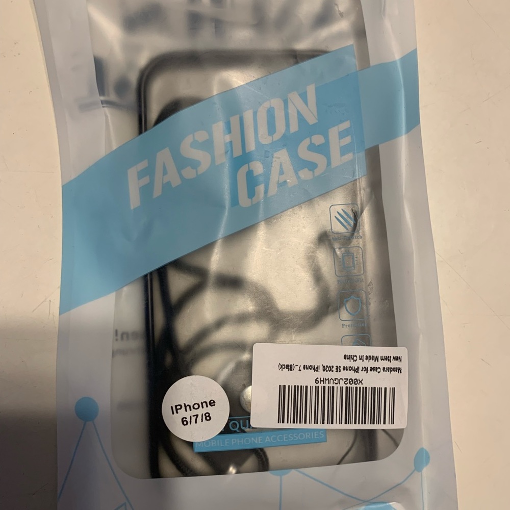 iPhone case - Picture 2 of 4
